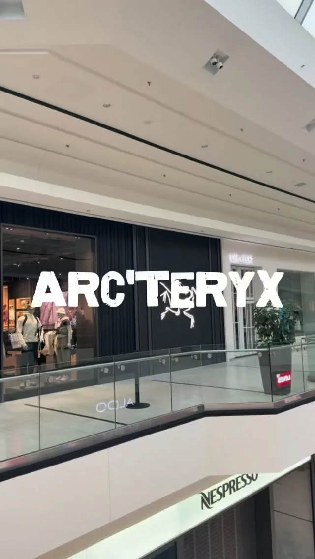 Retail store painted by Marchesseau